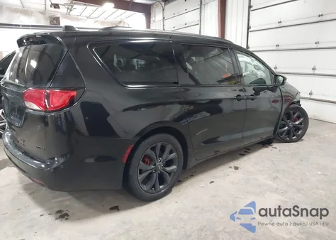 2019 Chrysler Pacifica Limited z USA, uszkodzony, nr VIN 2C4RC1GG6KR541232